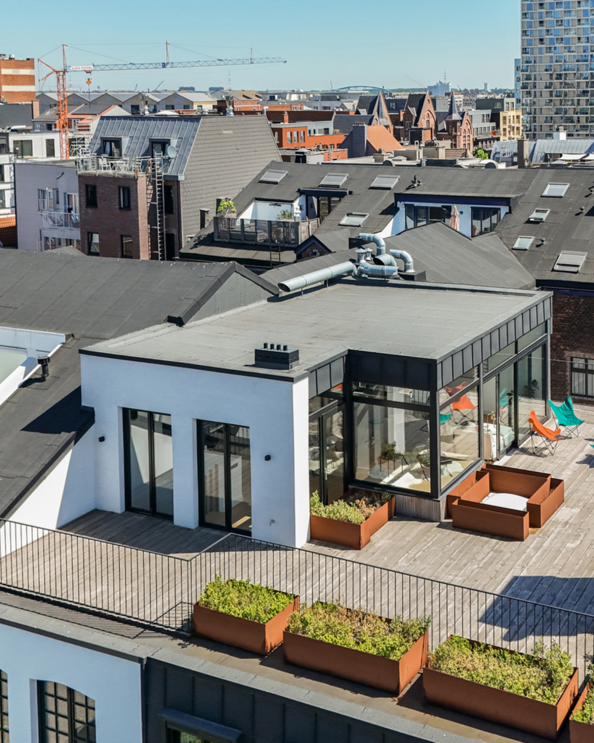 956ac7088e1b4f868c5034bbaa671972