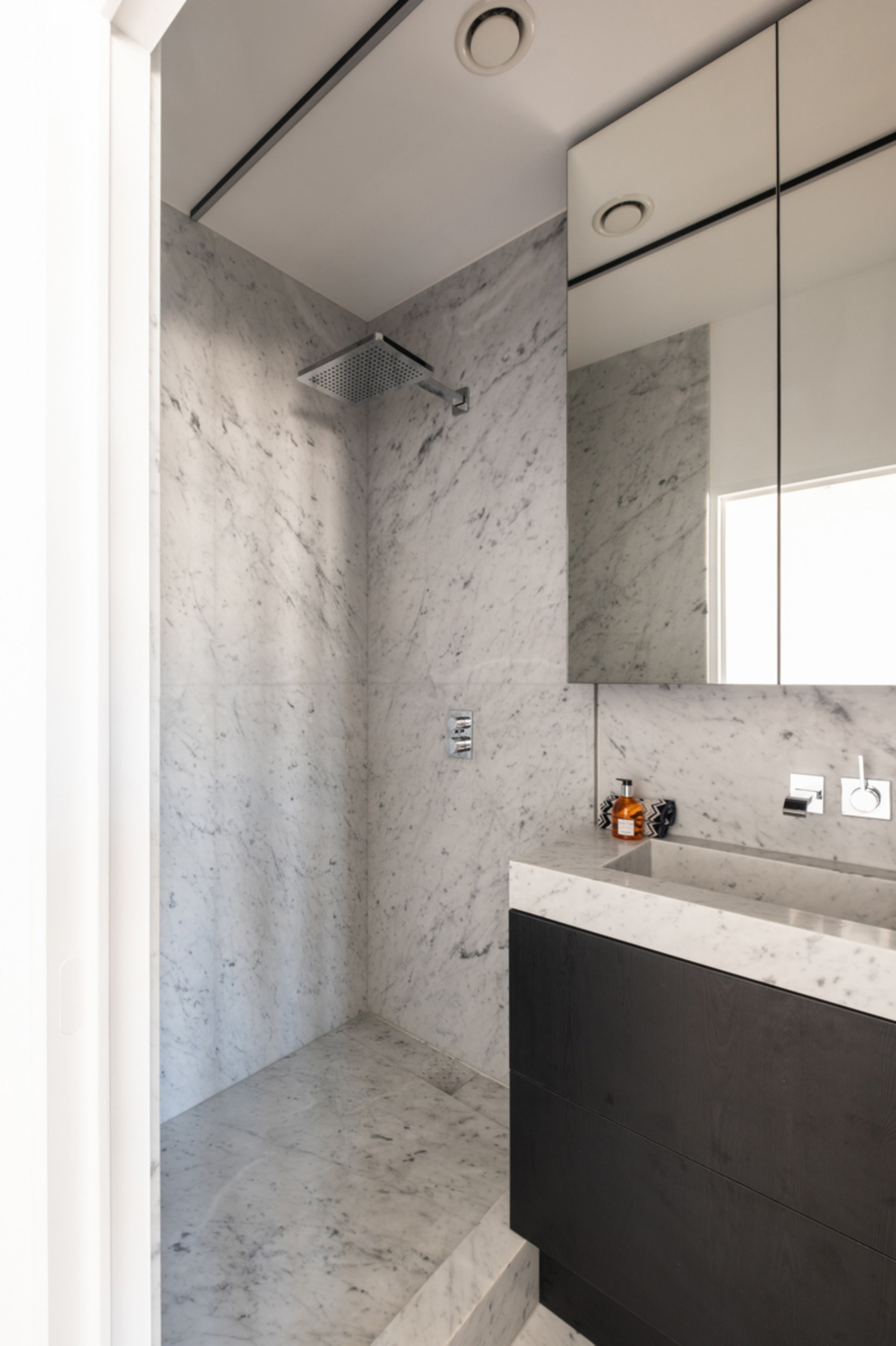 5b687400c9c24b1488630fcd4470a604